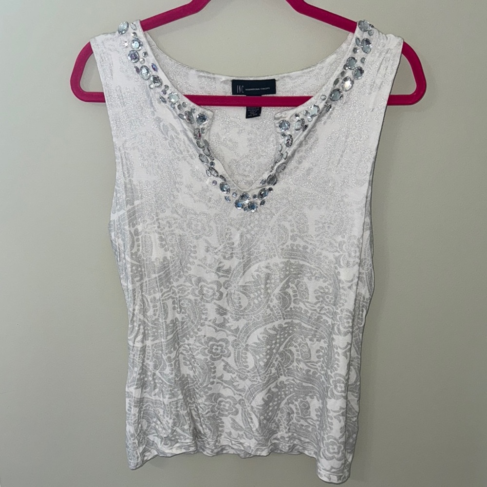 MAKE A BUNDLE! INC International Concepts White Sleeveless Rhinestone Top